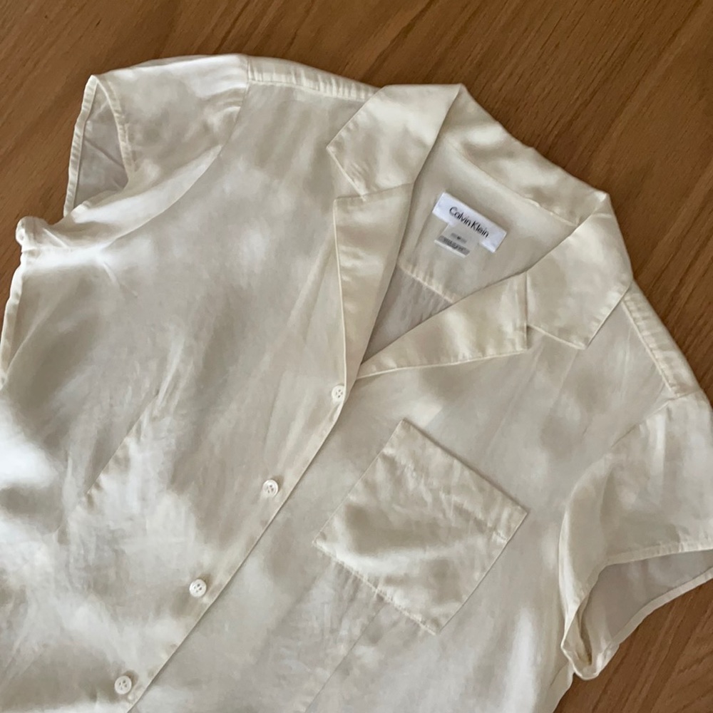 Vintage (100%) Silk Calvin Klein S/S Shirt